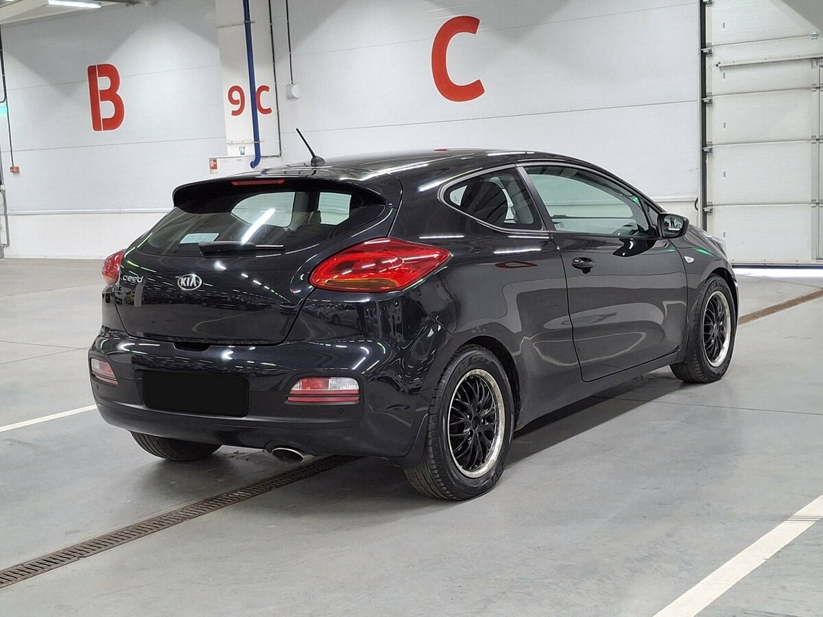 Kia Ceed б/у, 2015, Автоматическая. Фото: #4
