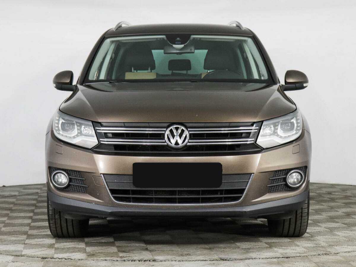 Volkswagen Tiguan б/у, 2014, Роботизированная. Фото: #1