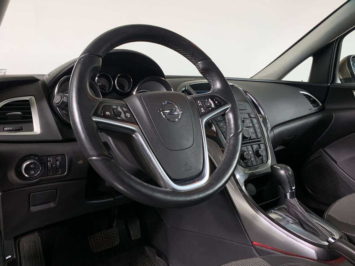 Opel Astra б/у, 2012, Автоматическая. Фото: #8