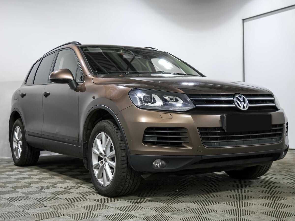 Volkswagen Touareg б/у, 2013, Автоматическая. Фото: #2
