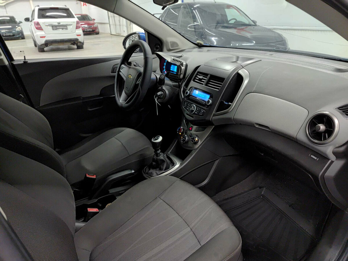 Chevrolet Aveo б/у, 2012, Механическая. Фото: #10