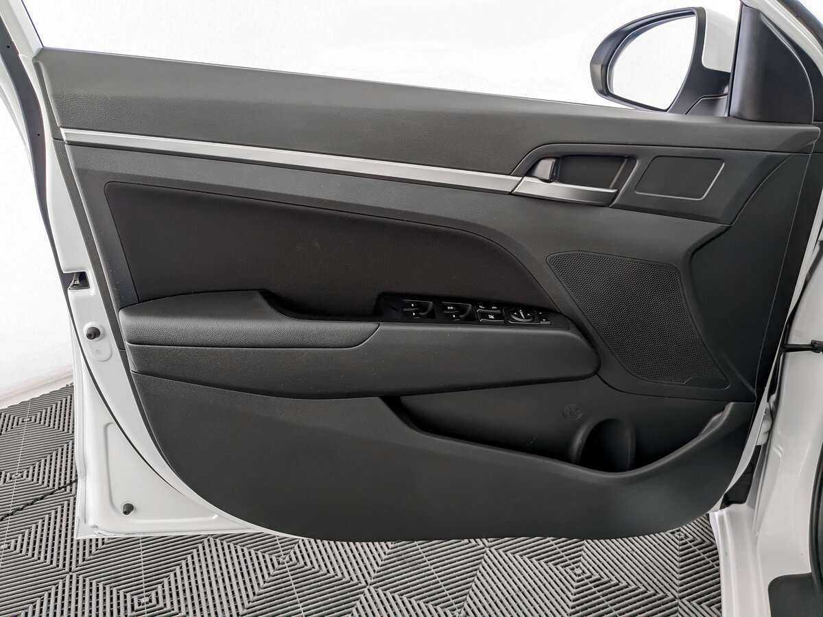 Hyundai Elantra б/у, 2020, Автоматическая. Фото: #14