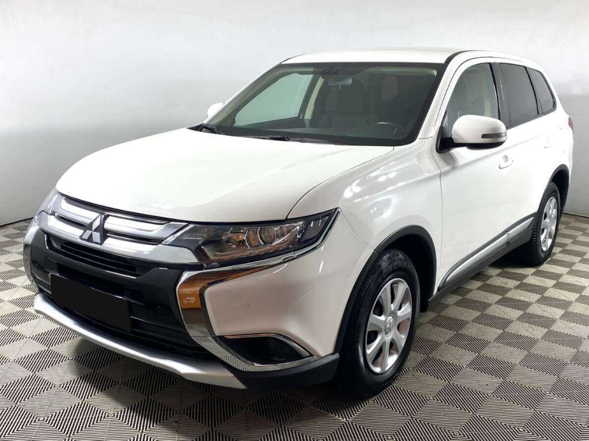 Mitsubishi Outlander б/у, 2017, Вариатор. Фото: #0