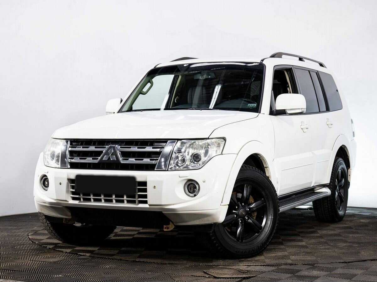 Mitsubishi Pajero б/у, 2013, Автоматическая. Посмотреть фото