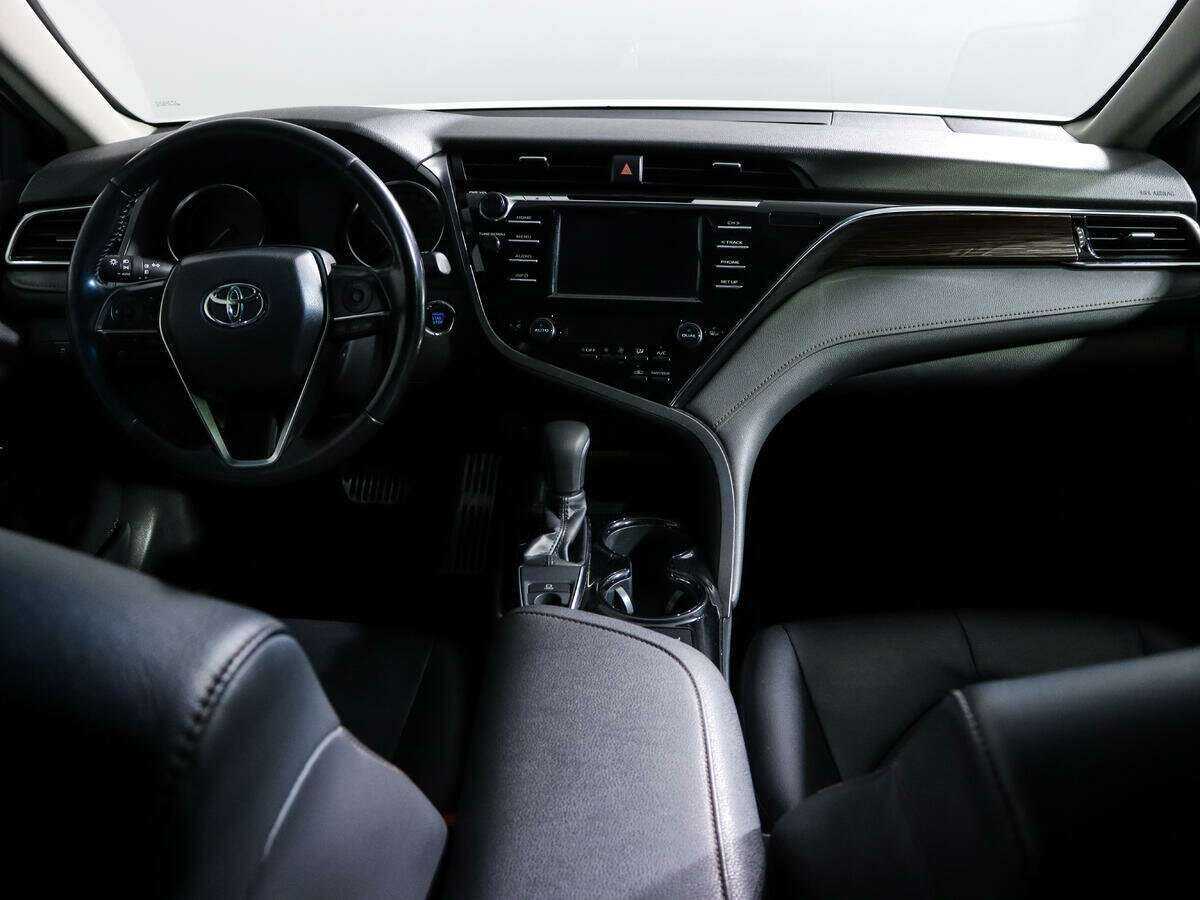 Toyota Camry б/у, 2019, Автоматическая. Фото: #9