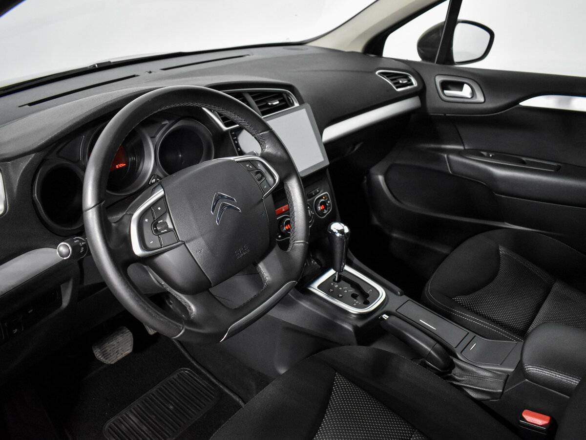 Citroen C4 б/у, 2015, Автоматическая. Фото: #8