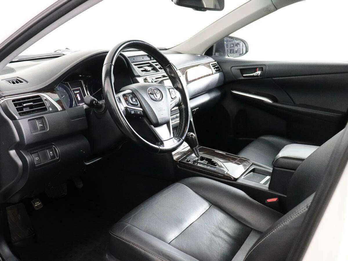 Toyota Camry б/у, 2015, Автоматическая. Фото: #7
