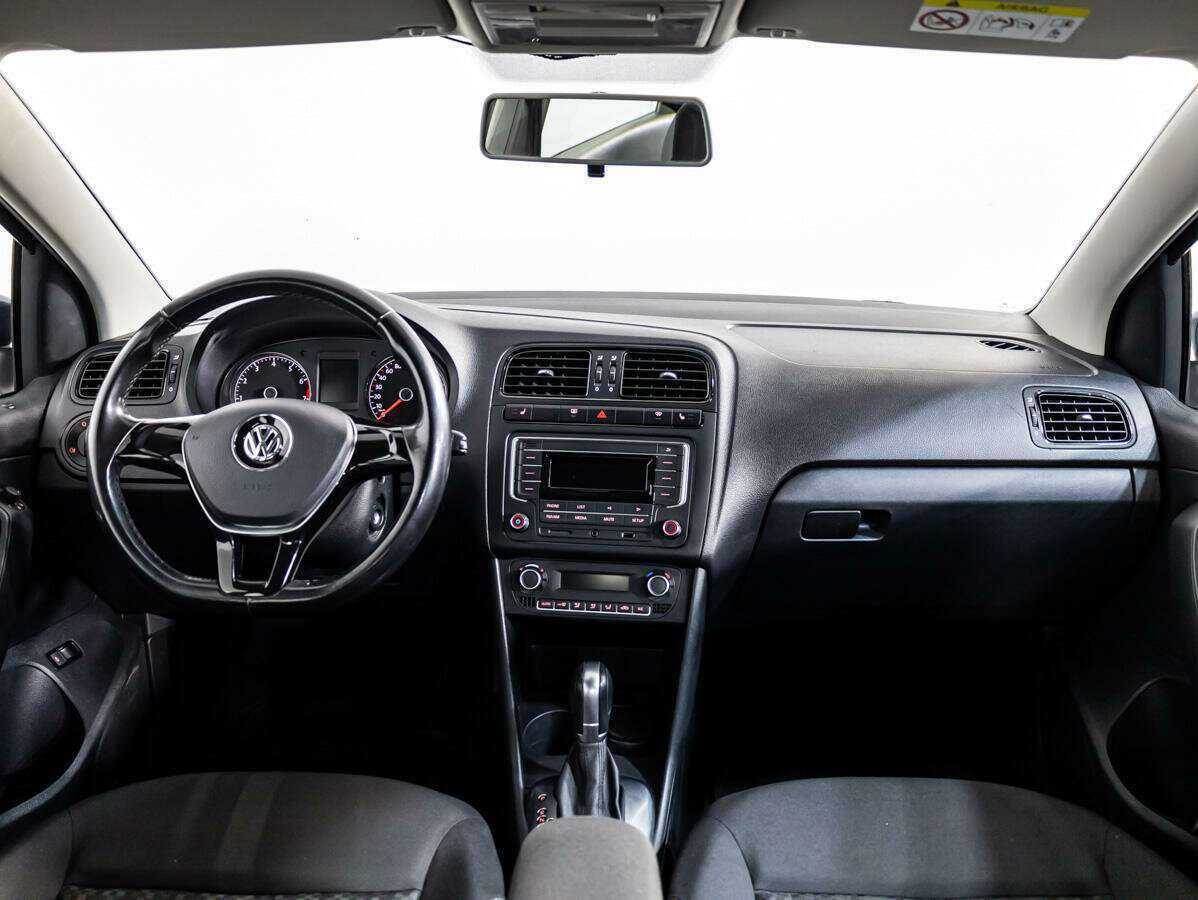 Volkswagen Polo б/у, 2017, Автоматическая. Фото: #7