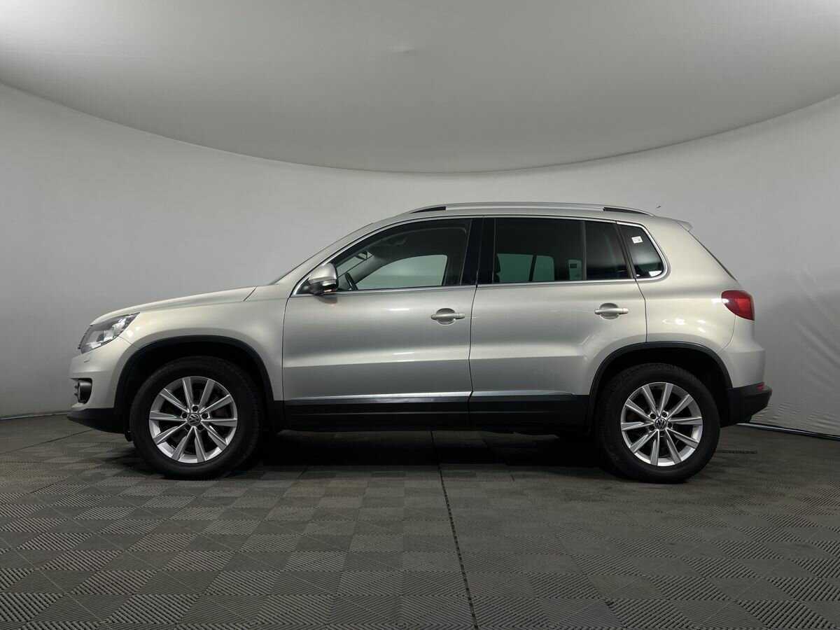 Volkswagen Tiguan б/у, 2012, Автоматическая. Фото: #4