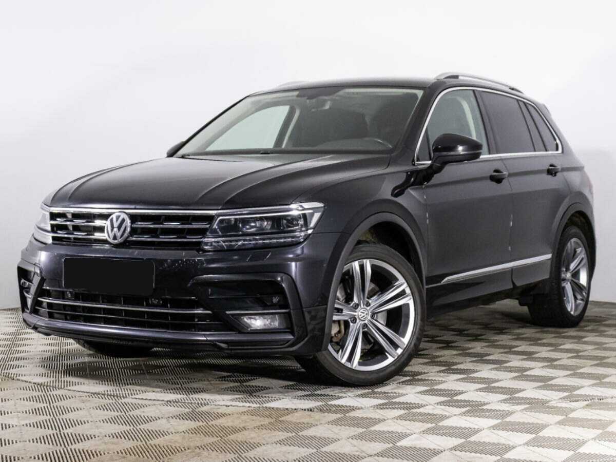 Volkswagen Tiguan б/у, 2018, Роботизированная. Посмотреть фото
