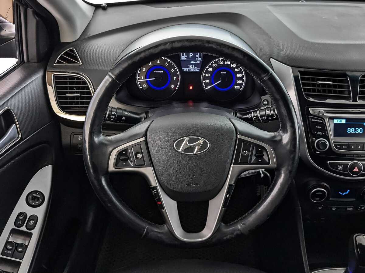 Hyundai Solaris б/у, 2015, Автоматическая. Фото: #16
