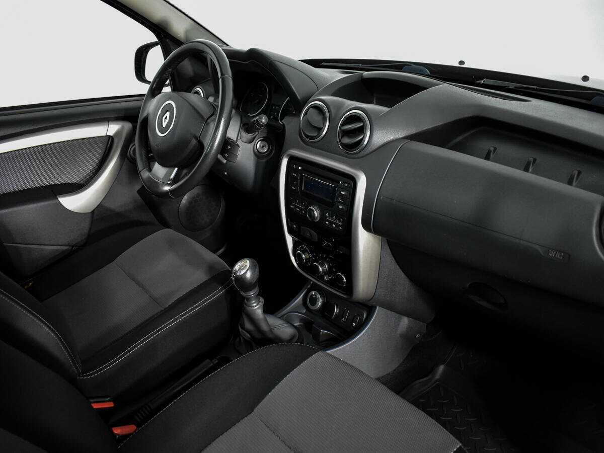 Renault Duster б/у, 2014, Механическая. Фото: #8