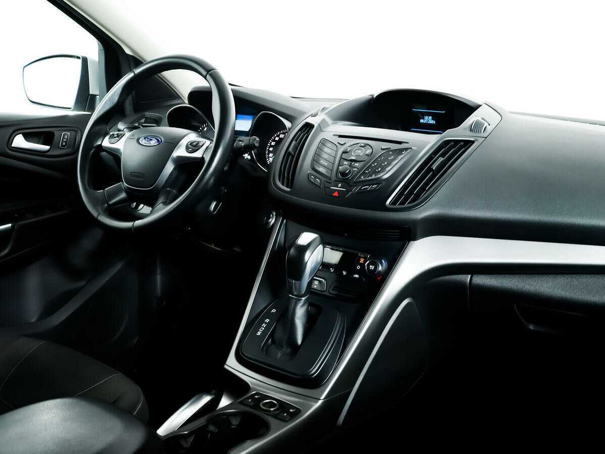 Ford Kuga б/у, 2016, Автоматическая. Фото: #8