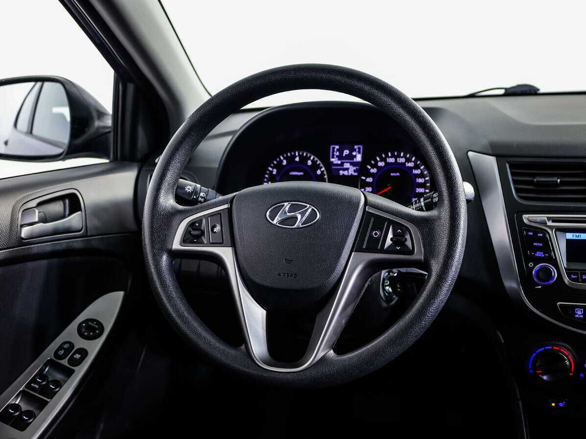 Hyundai Solaris б/у, 2015, Автоматическая. Фото: #9