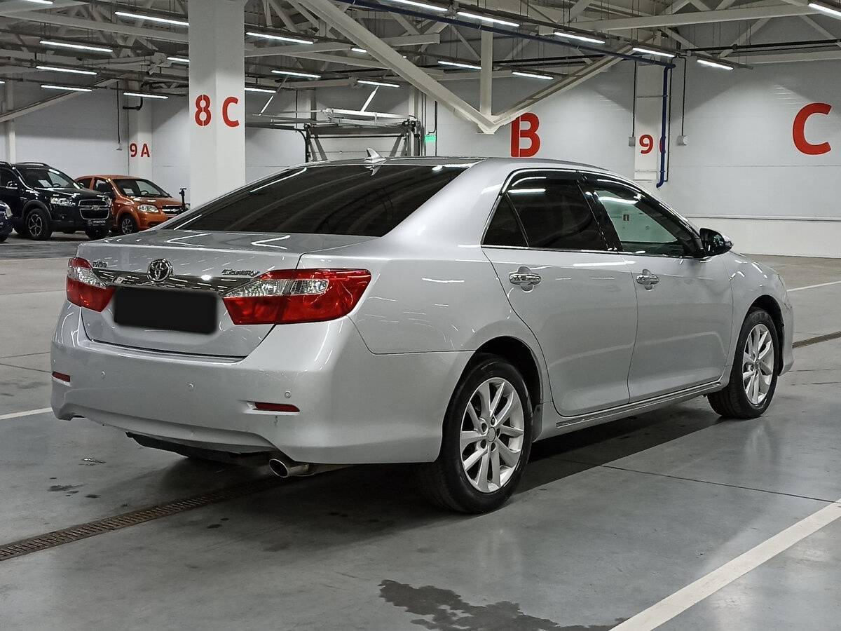Toyota Camry б/у, 2014, Автоматическая. Фото: #4