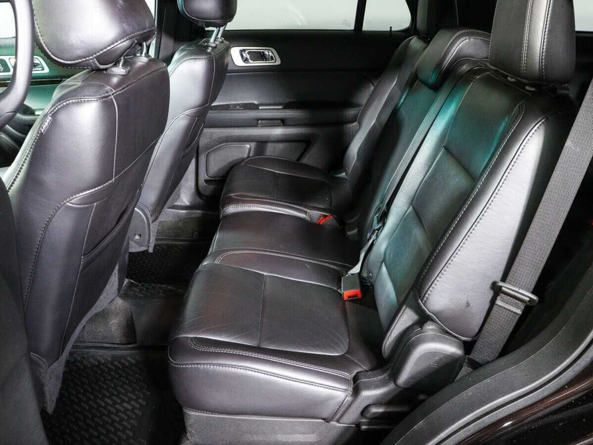 Ford Explorer б/у, 2012, Автоматическая. Фото: #9