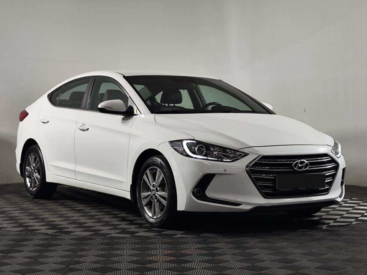 Hyundai Elantra б/у, 2016, Автоматическая. Фото: #1