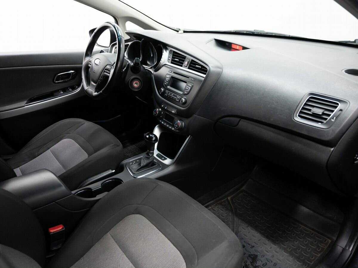 Kia Ceed б/у, 2015, Автоматическая. Фото: #11