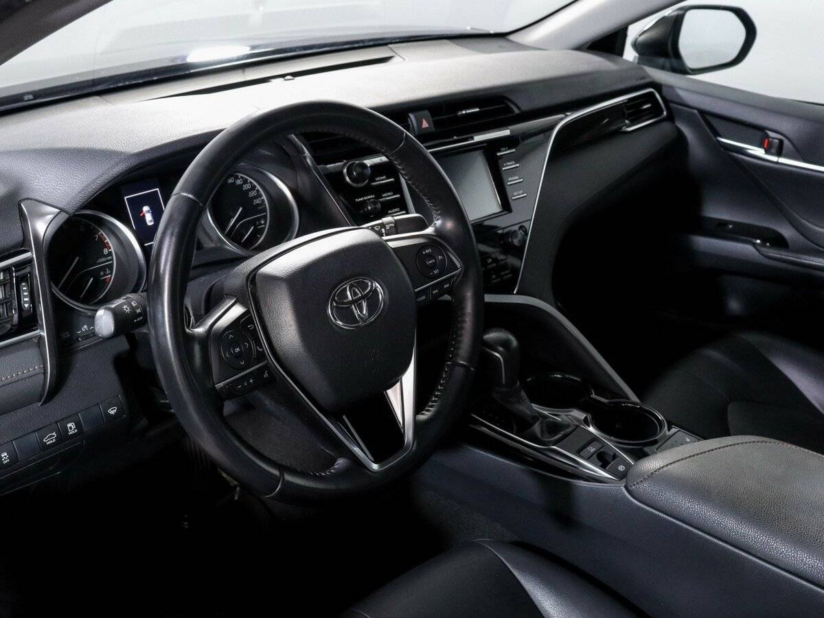Toyota Camry б/у, 2019, Автоматическая. Фото: #11