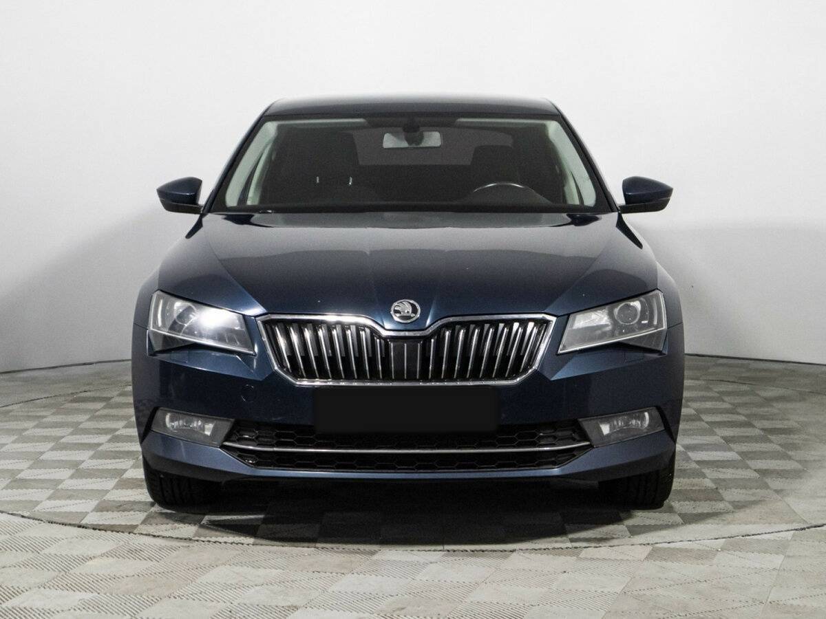Skoda Superb б/у, 2015, Роботизированная. Фото: #1