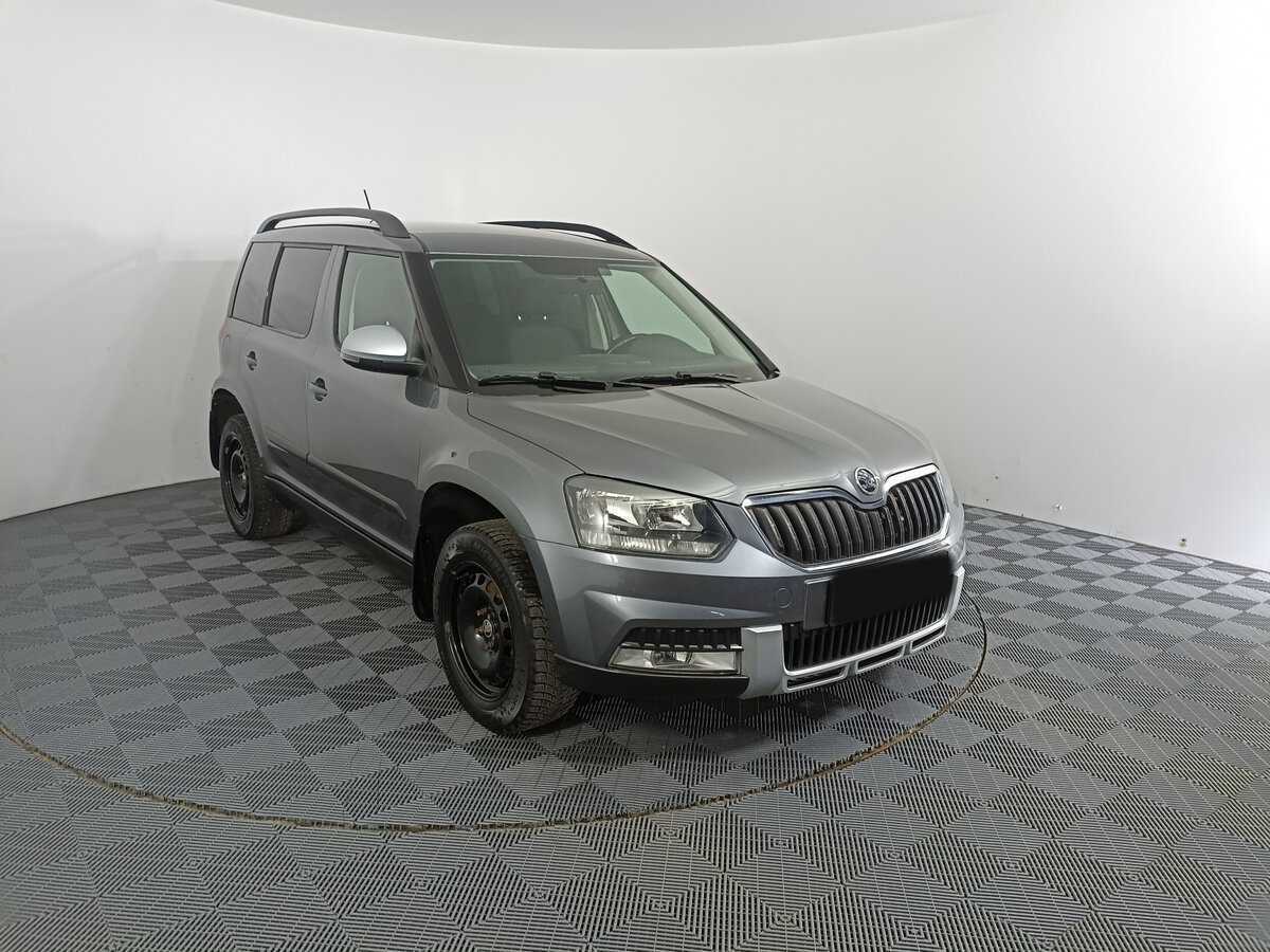 Skoda Yeti б/у, 2017, Механическая. Фото: #2
