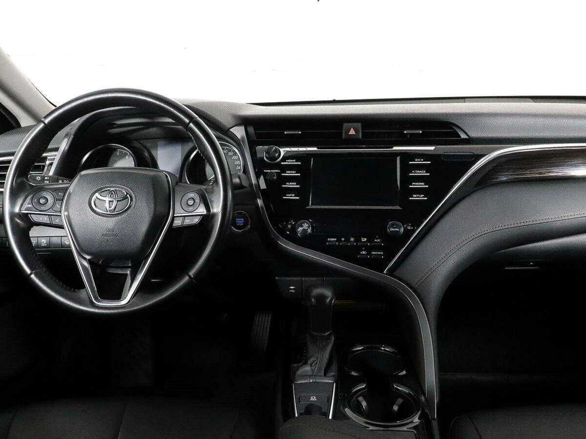 Toyota Camry б/у, 2019, Автоматическая. Фото: #9