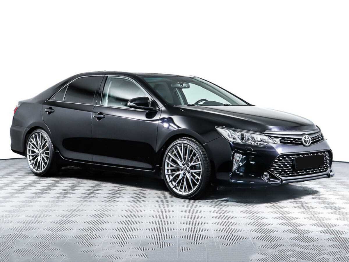 Toyota Camry б/у, 2017, Автоматическая. Фото: #2