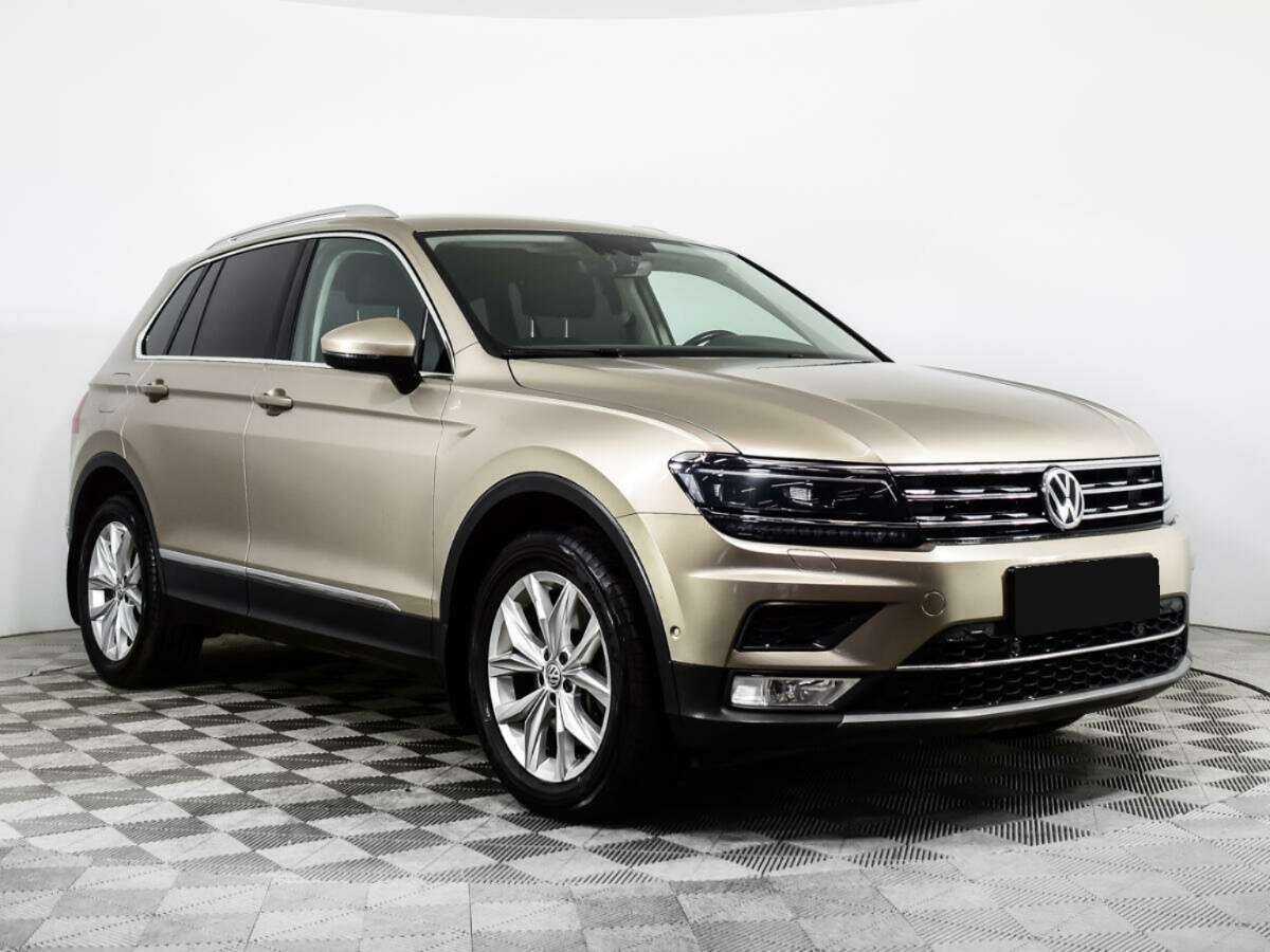 Volkswagen Tiguan б/у, 2017, Роботизированная. Фото: #2