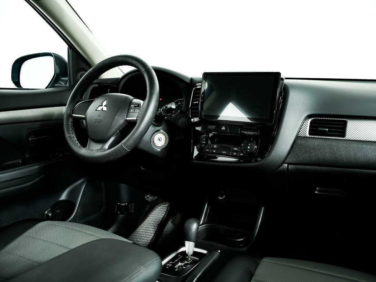 Mitsubishi Outlander б/у, 2013, Вариатор. Фото: #8