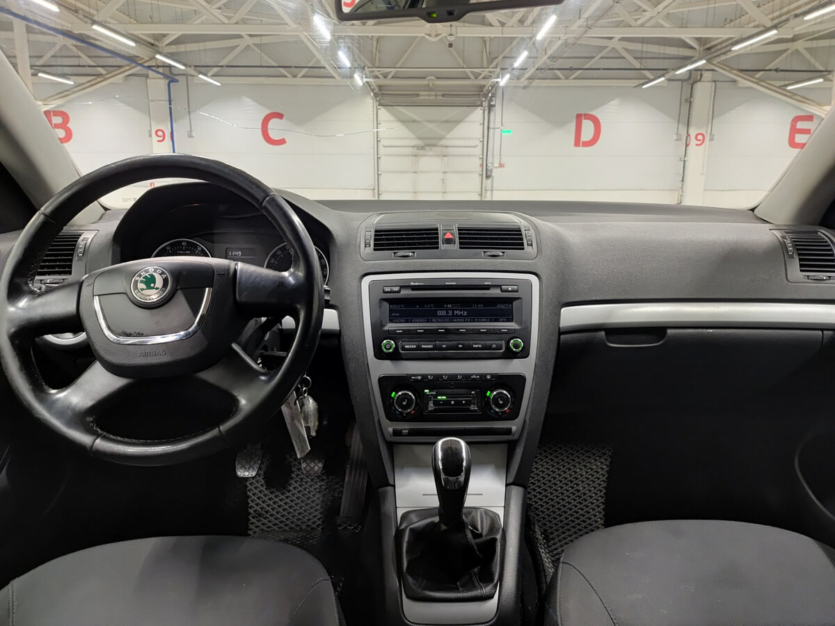 Skoda Octavia б/у, 2013, Механическая. Фото: #12