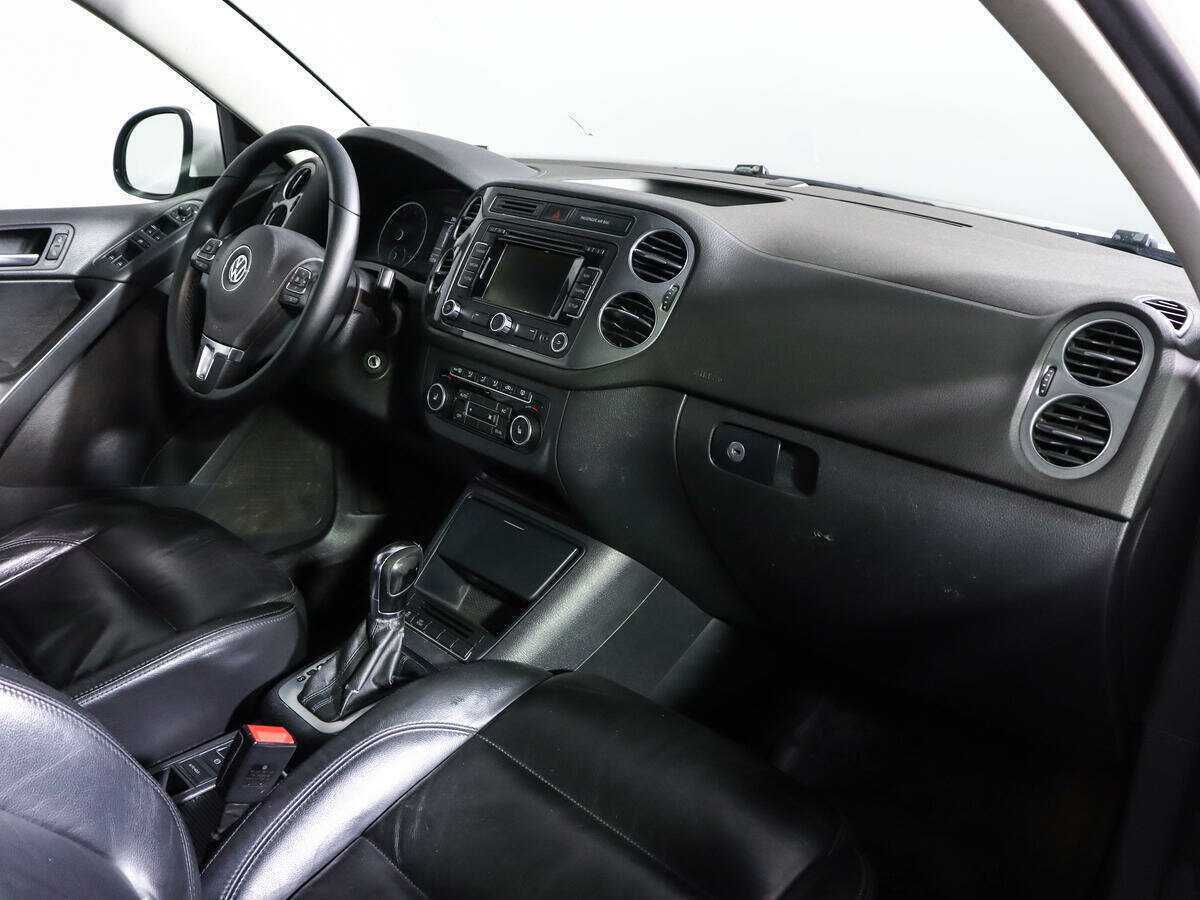 Volkswagen Tiguan б/у, 2012, Автоматическая. Фото: #7