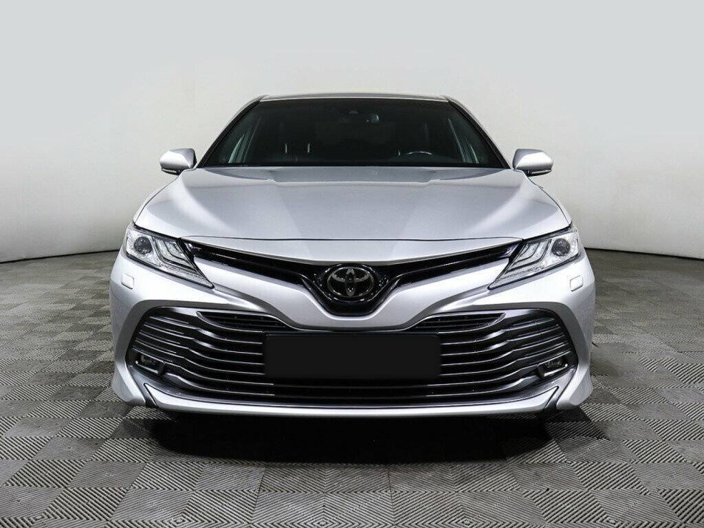 Toyota Camry б/у, 2018, Автоматическая. Посмотреть фото