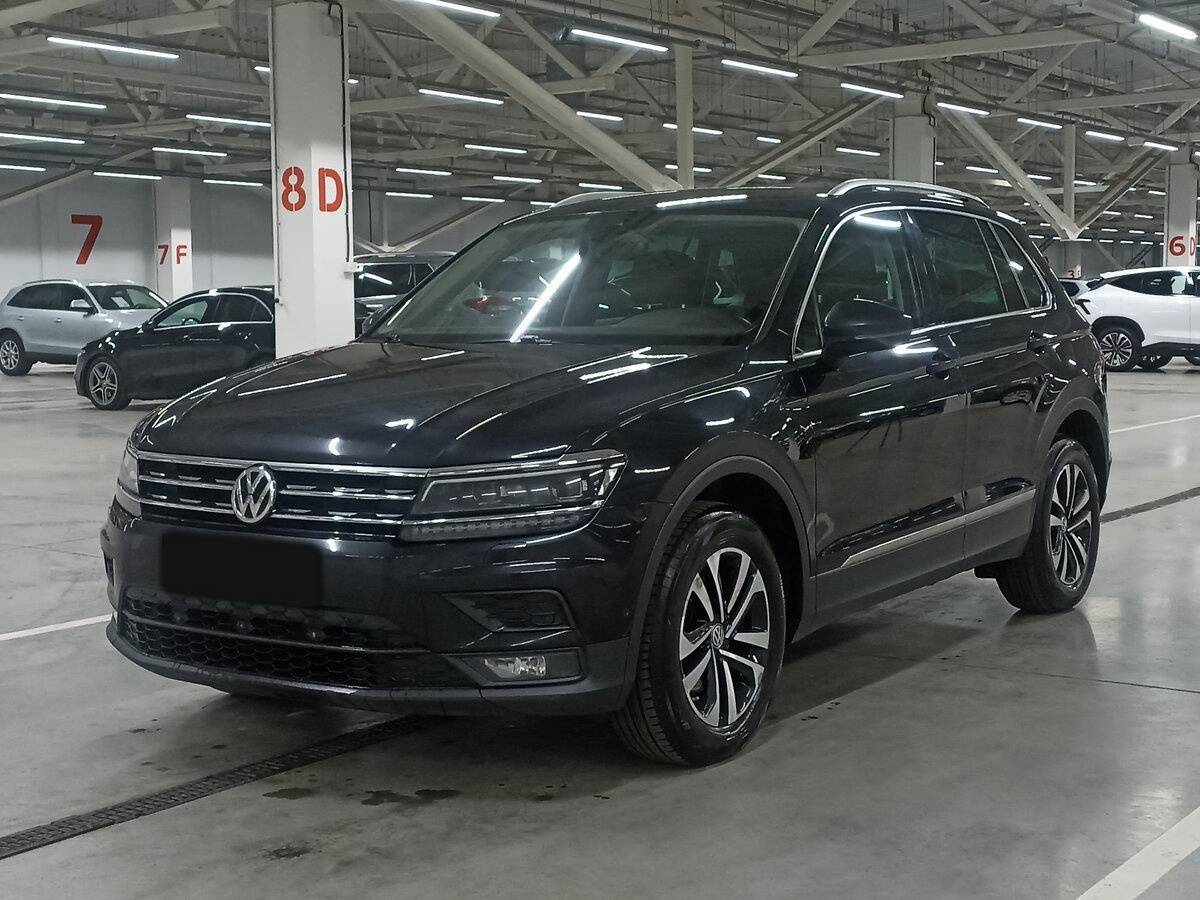 Volkswagen Tiguan б/у, 2019, Роботизированная. Посмотреть фото