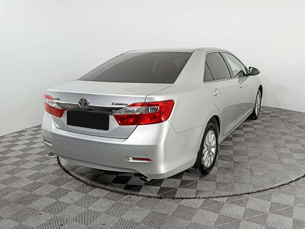 Toyota Camry б/у, 2014, Автоматическая. Фото: #4