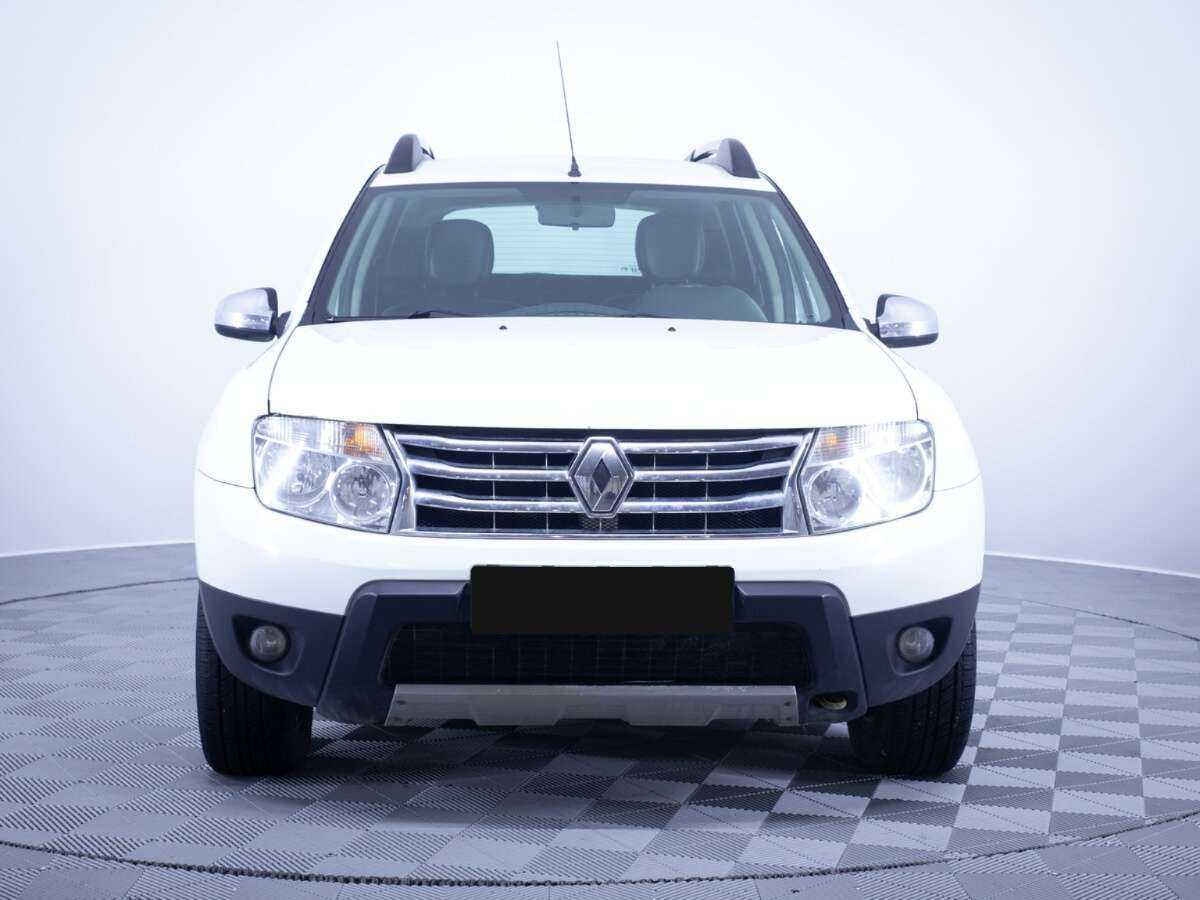 Renault Duster б/у, 2013, Автоматическая. Фото: #1