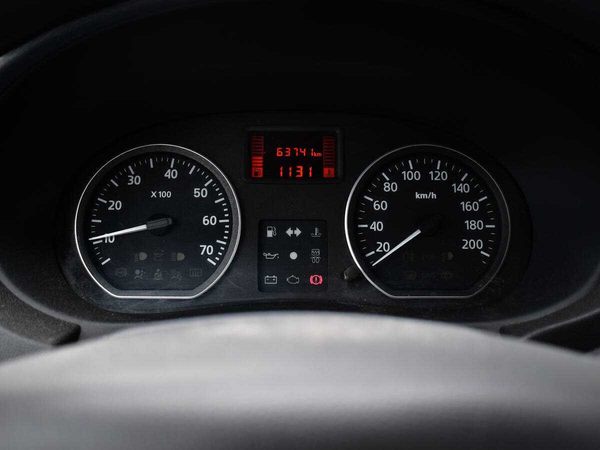 Nissan Almera б/у, 2014, Механическая. Фото: #7