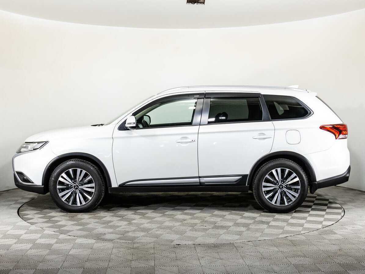 Mitsubishi Outlander б/у, 2020, Вариатор. Фото: #7