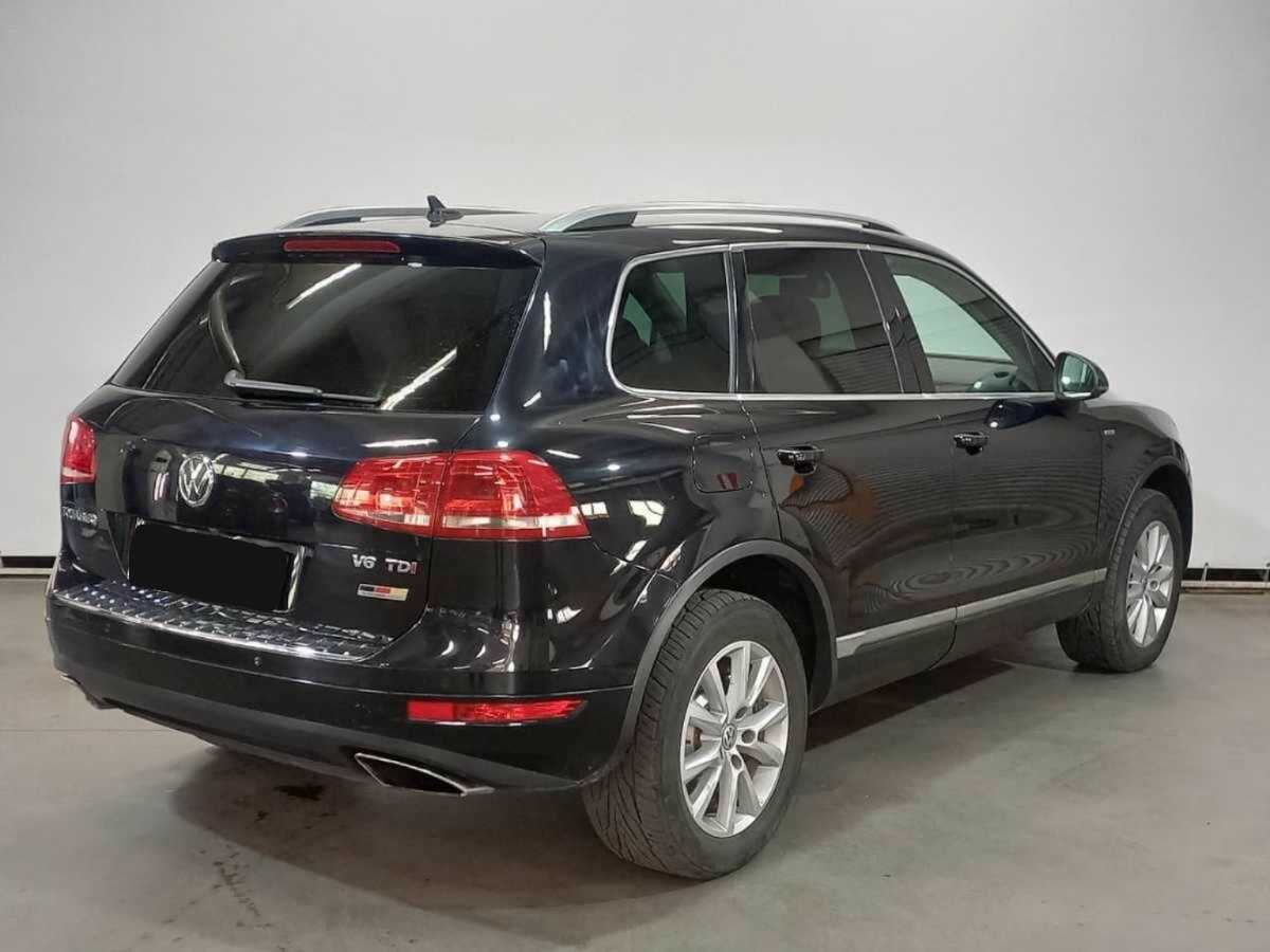 Volkswagen Touareg б/у, 2013, Автоматическая. Фото: #4