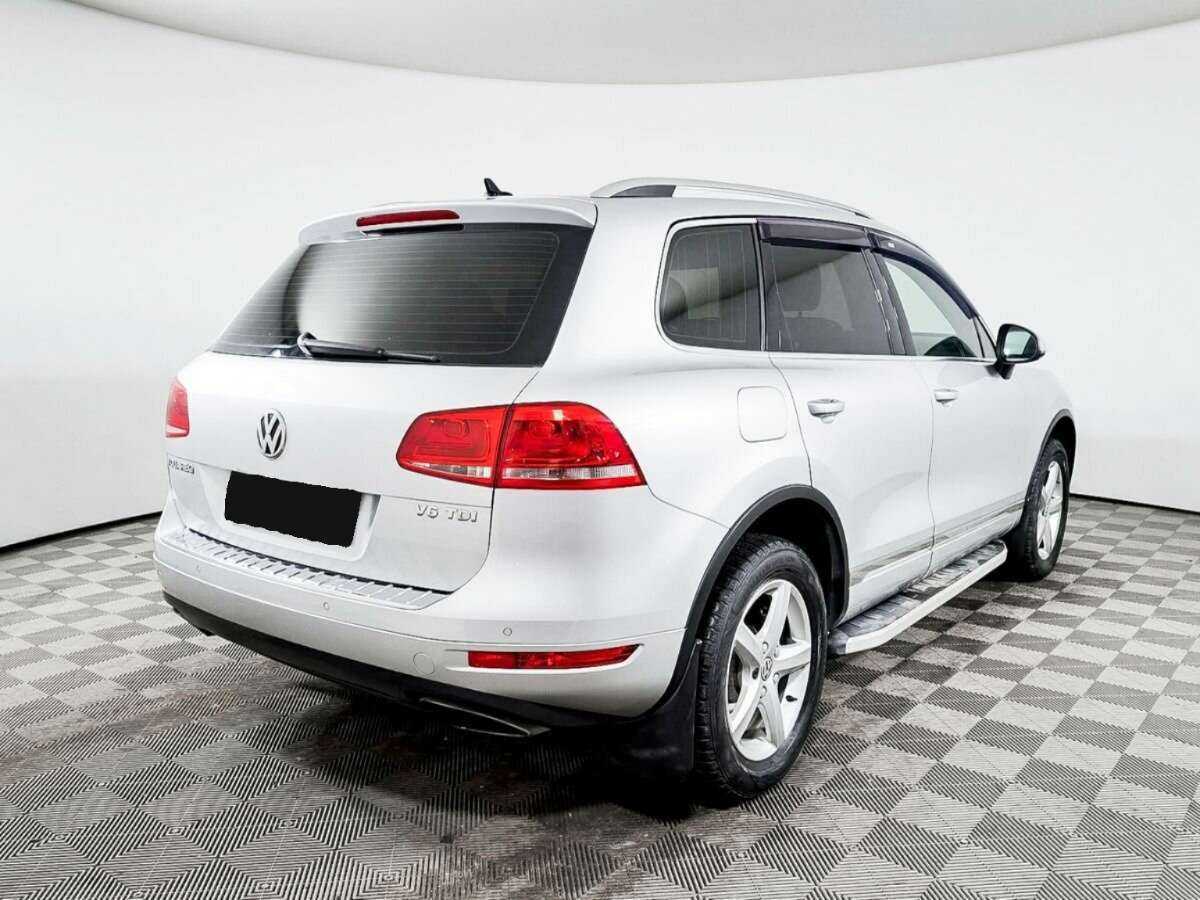 Volkswagen Touareg б/у, 2012, Автоматическая. Фото: #4