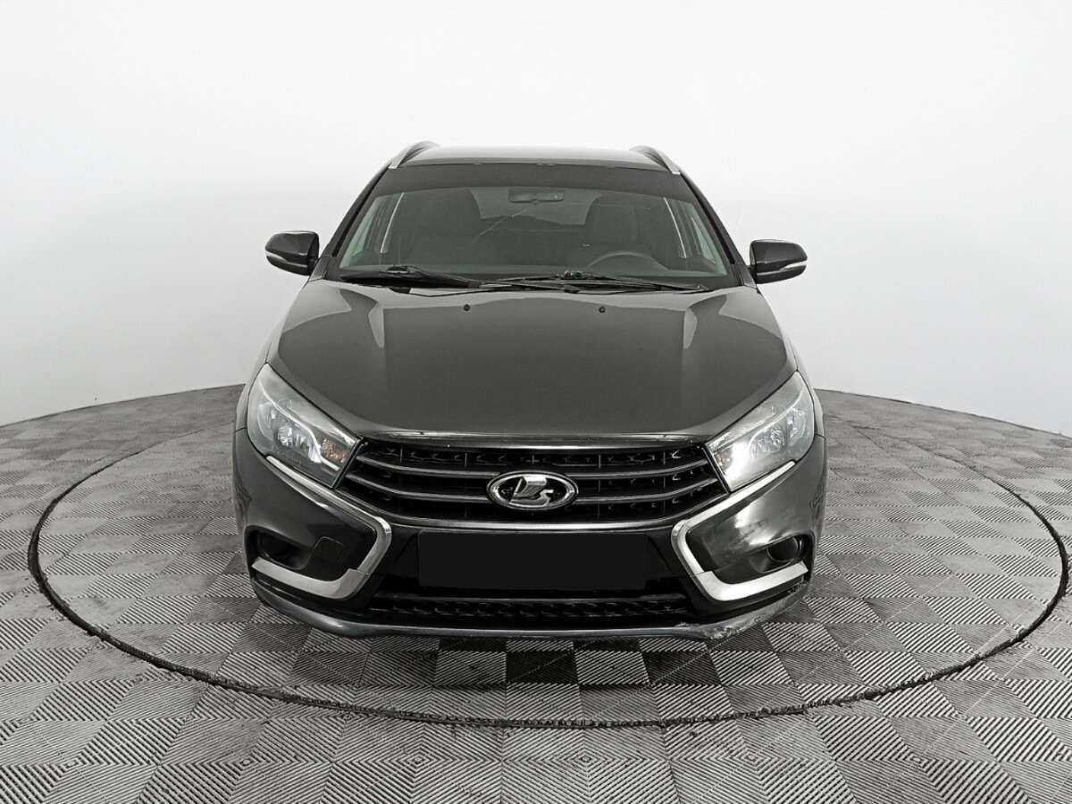 Lada (ВАЗ) Vesta б/у, 2019, Механическая. Фото: #1