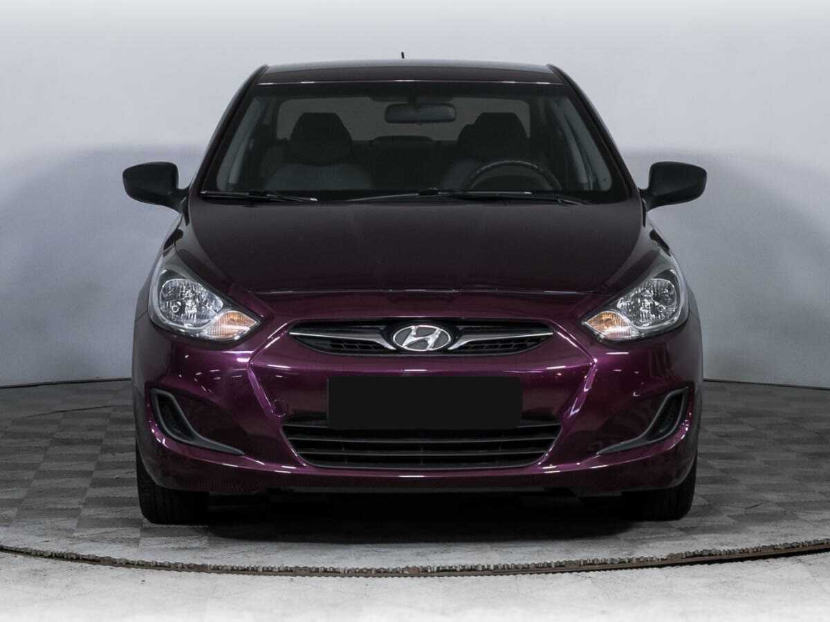Hyundai Solaris б/у, 2014, Автоматическая. Фото: #1