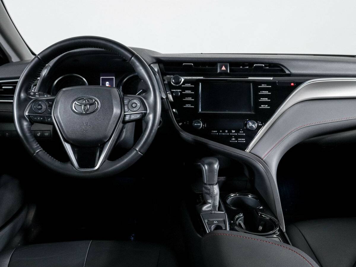 Toyota Camry б/у, 2020, Автоматическая. Фото: #11