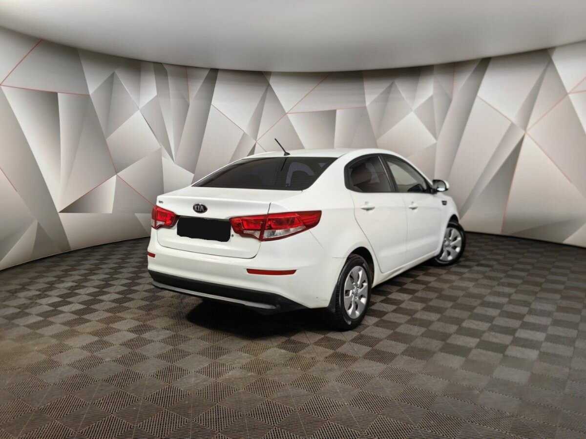 Kia Rio б/у, 2015, Автоматическая. Фото: #1