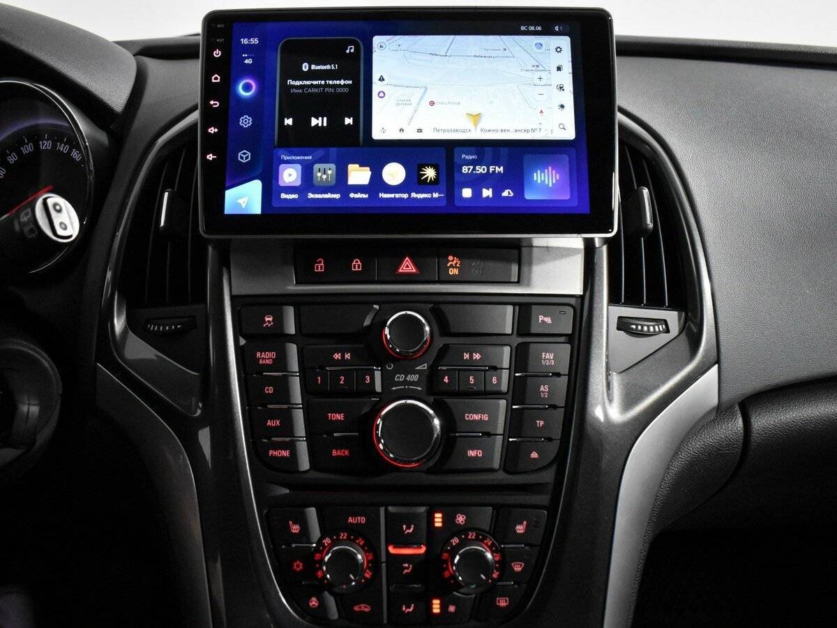 Opel Astra б/у, 2013, Автоматическая. Фото: #11