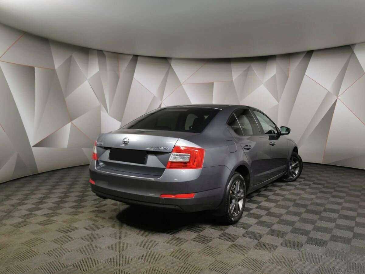 Skoda Octavia б/у, 2013, Роботизированная. Фото: #1