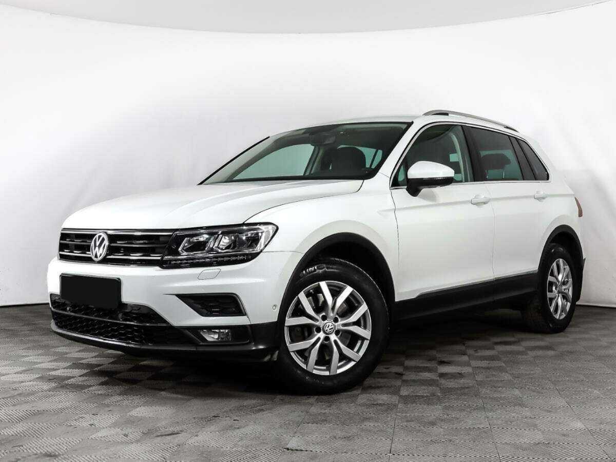 Volkswagen Tiguan б/у, 2017, Роботизированная. Посмотреть фото