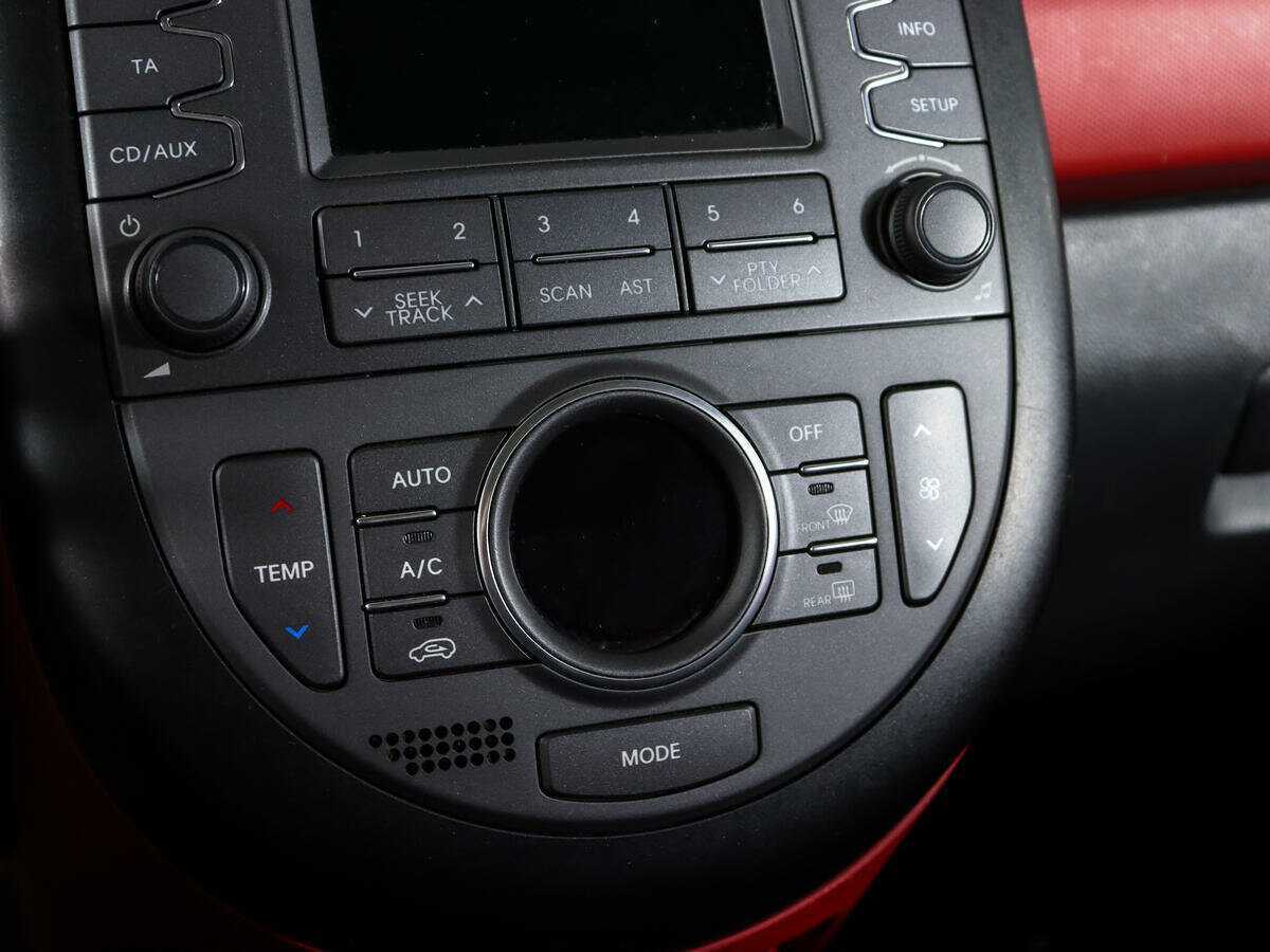 Kia Soul б/у, 2013, Автоматическая. Фото: #19