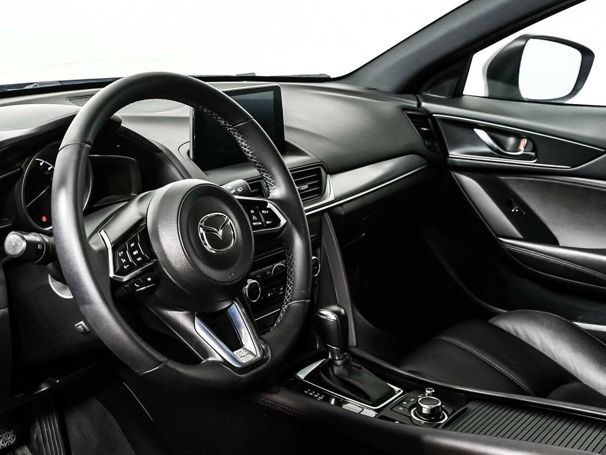 Mazda CX-4 б/у, 2023, Автоматическая. Фото: #11
