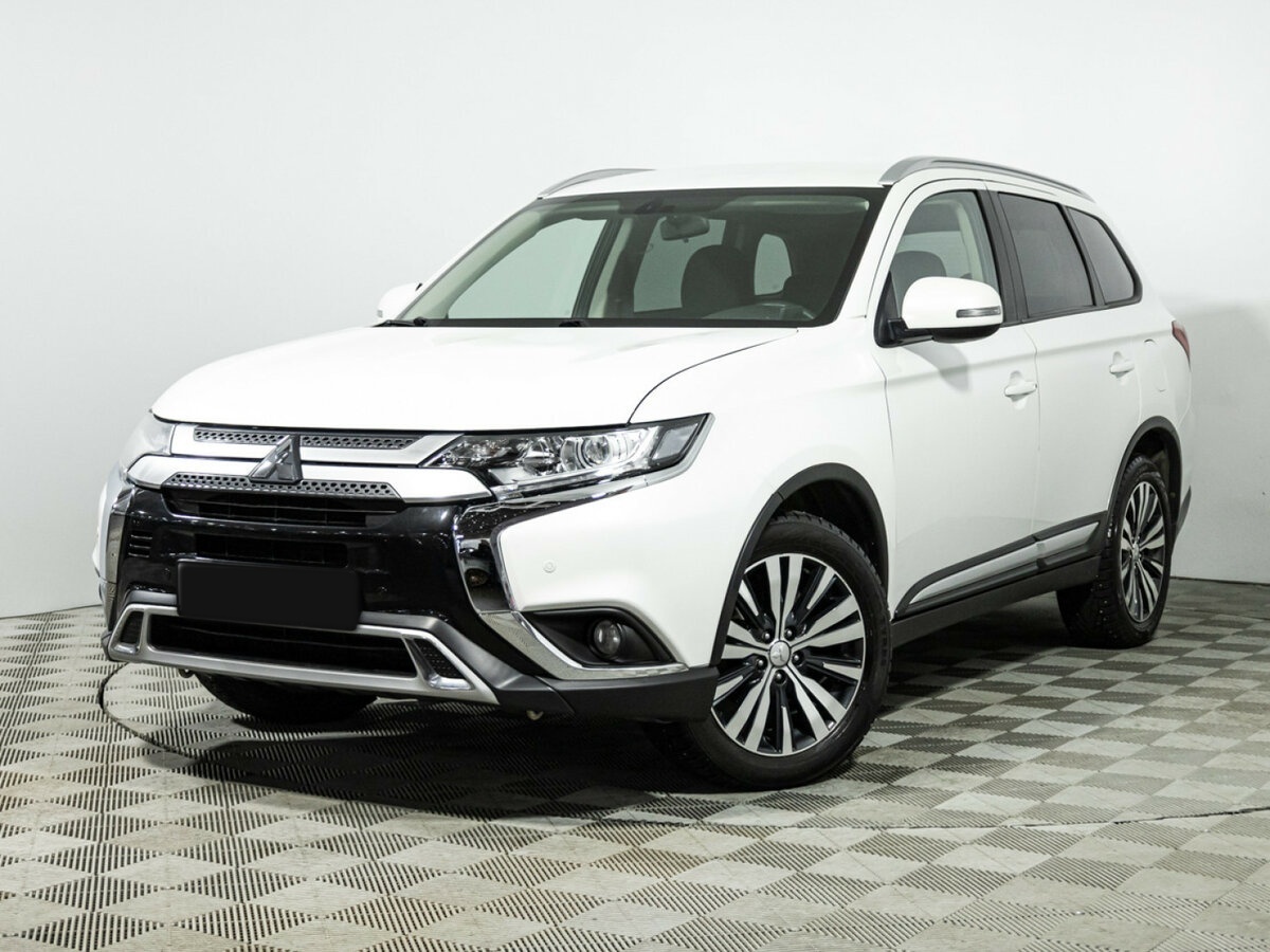 Mitsubishi Outlander б/у, 2018, Вариатор. Посмотреть фото