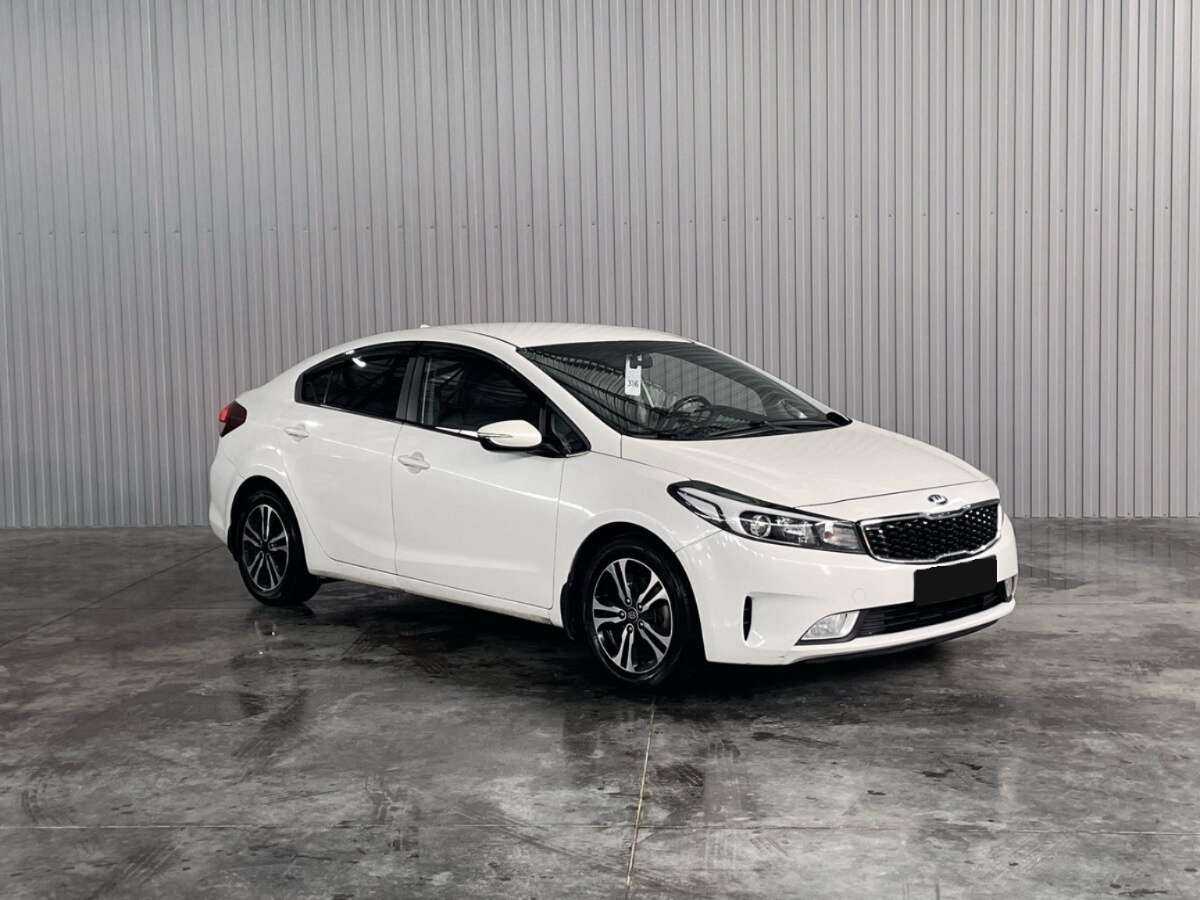 Kia Cerato б/у, 2017, Автоматическая. Фото: #2